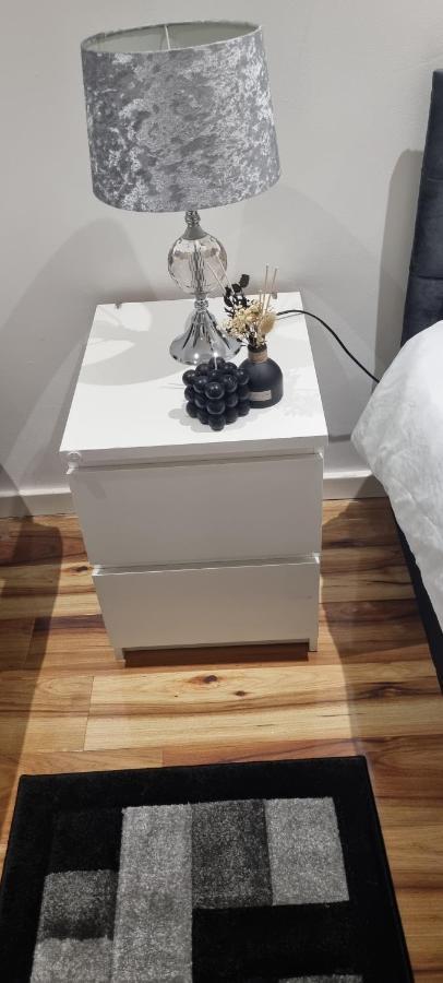 Beautiful Rooms With Free On Street Parking In Sydenham London Exterior foto